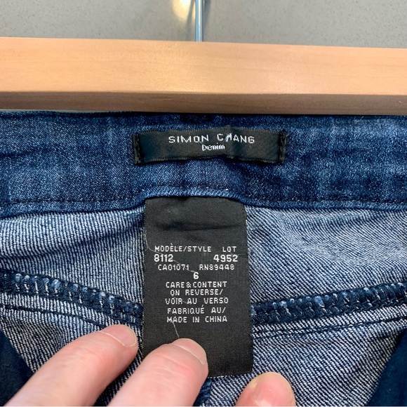 2 pairs of Simon Chang capris - Picture 8 of 8